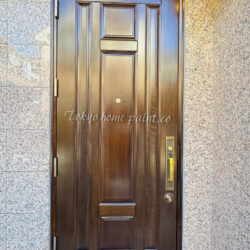 世田谷区木製玄関ドア塗装仕上げ_2