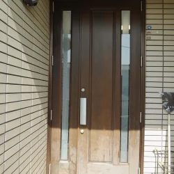木製玄関ドア塗装横浜市｜ヤマハの2.6mの玄関ドア施工前